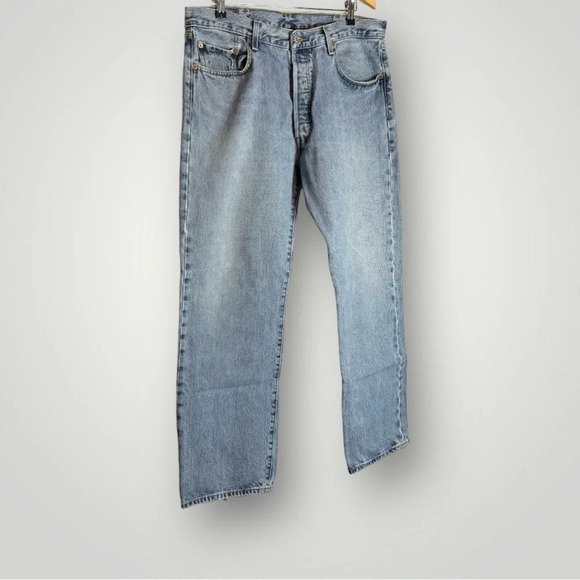 Levis | 501 Jeans Denim Button Fly 2005 Y2K Vintage Straight Leg - Picture 4 of 11